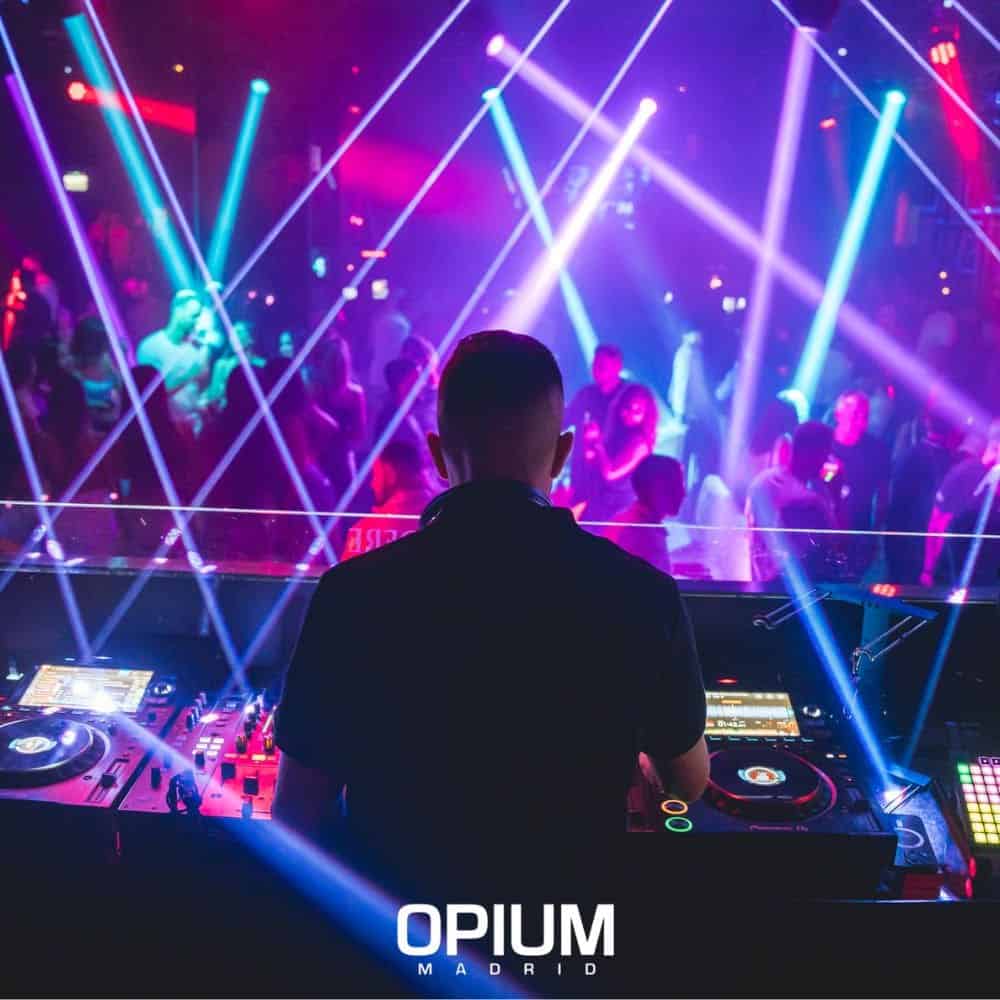 Opium Madrid – Barrio de Chamberí – Calle Alberto Alcocer – imagen 3